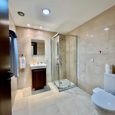 شقة فندقية Aphrodite Plaza 4*