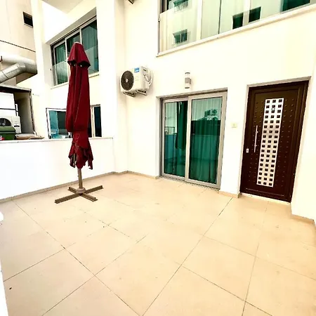 Appart hôtel Aphrodite Plaza *