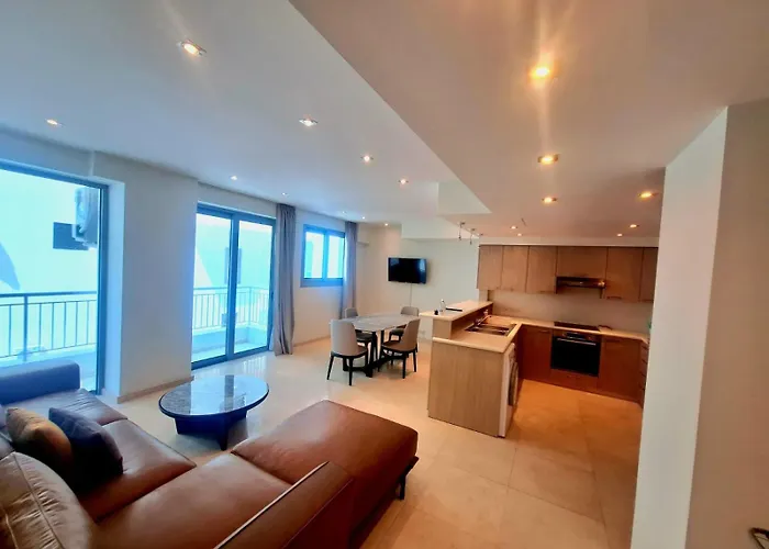 Aphrodite Plaza 4* Larnaka