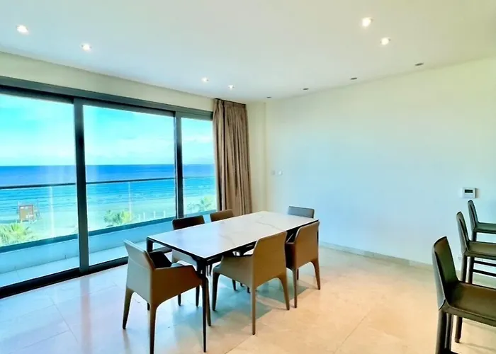 Aparthotel Aphrodite Plaza