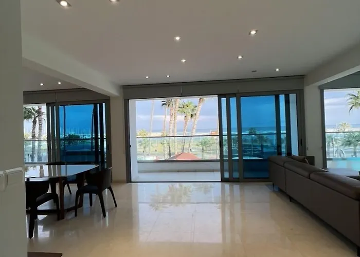 Aphrodite Plaza Aparthotel 4*