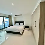 Aphrodite Plaza Aparthotel Larnaca
