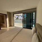 Aparthotel Aphrodite Plaza