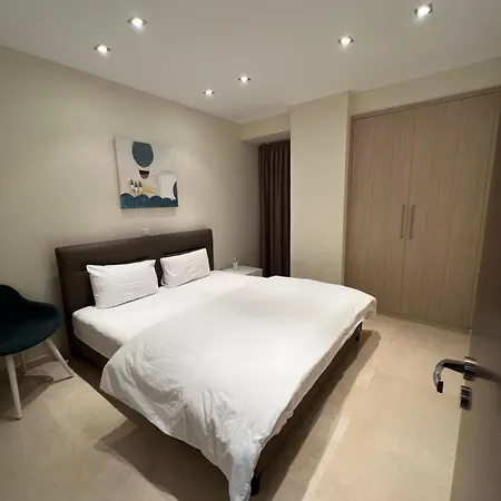 Lejlighedshotel Aphrodite Plaza 4*