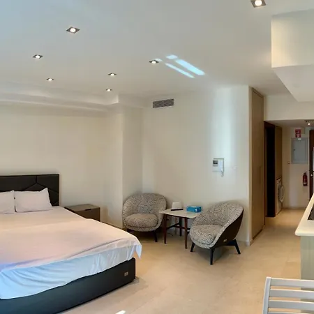 Hotel apartamentowy Aphrodite Plaza Larnaca