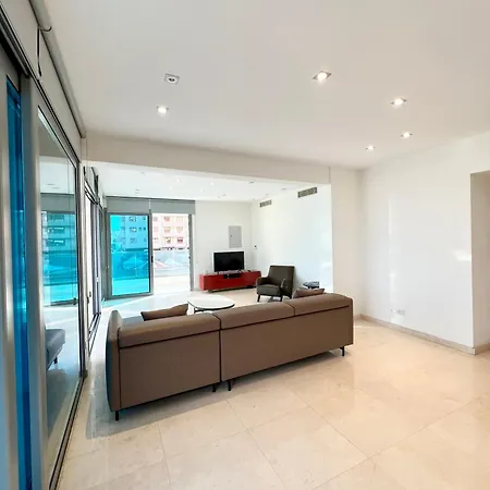 Aphrodite Plaza Aparthotel