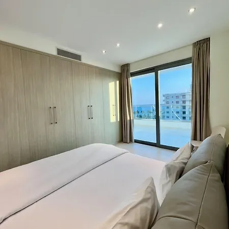 Aphrodite Plaza 4*