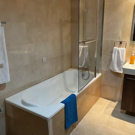 Aphrodite Plaza Lejlighedshotel 4*
