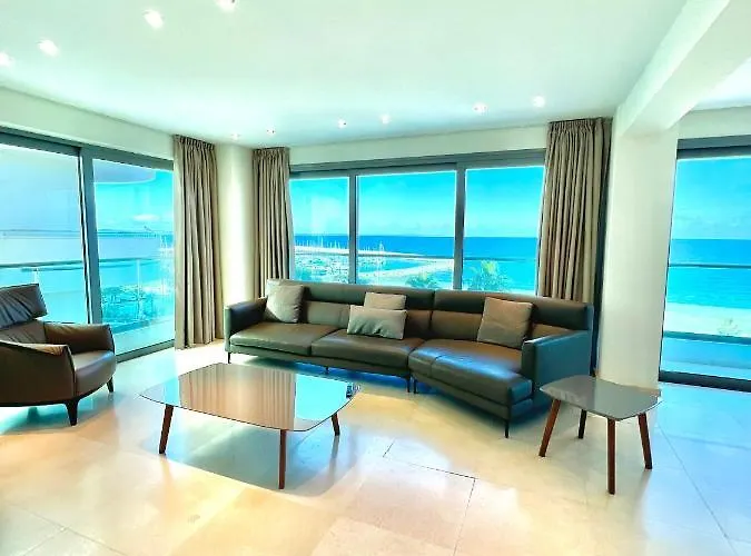 Aparthotel Aphrodite Plaza 4*