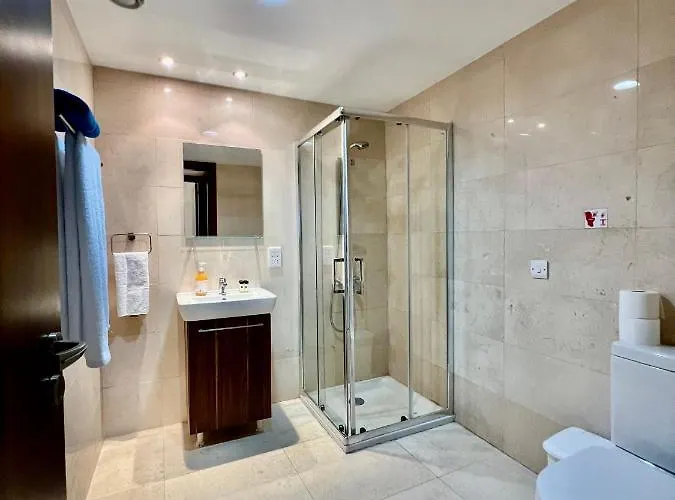 Apartmanhotel Aphrodite Plaza 4*