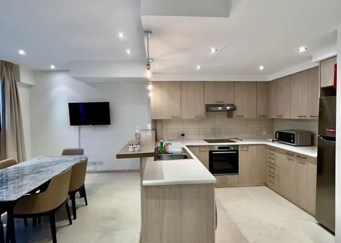 Aphrodite Plaza Aparthotel Larnaca