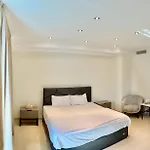 Aphrodite Plaza 4* לרנקה