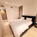 Aphrodite Plaza לרנקה