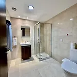 Aphrodite Plaza 4* לרנקה
